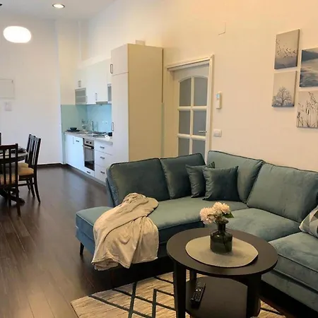 4B Apartments - One Bedroom Apartment With Terrace アパート ドゥブロブニク