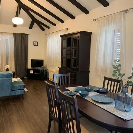 4B Apartments - One Bedroom Apartment With Terrace * ドゥブロブニク
